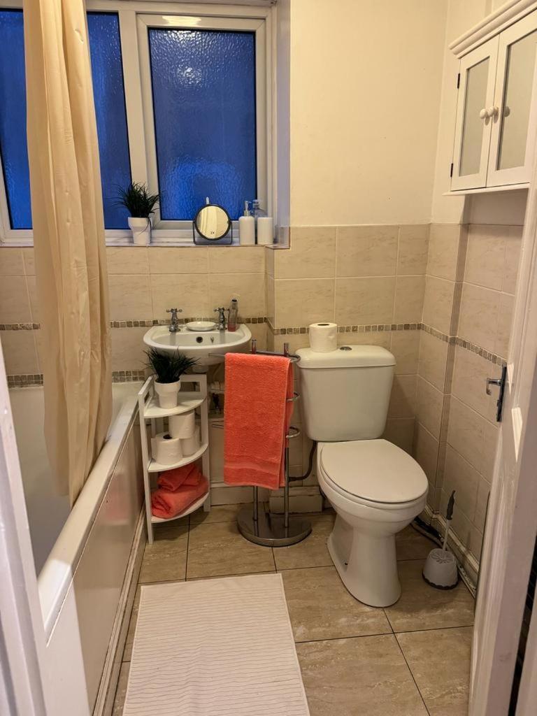 El Met Global Apartment Erith 外观 照片